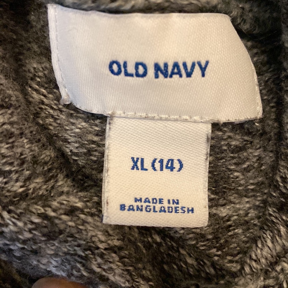 Old Navy Bundle - Picture 14 of 15